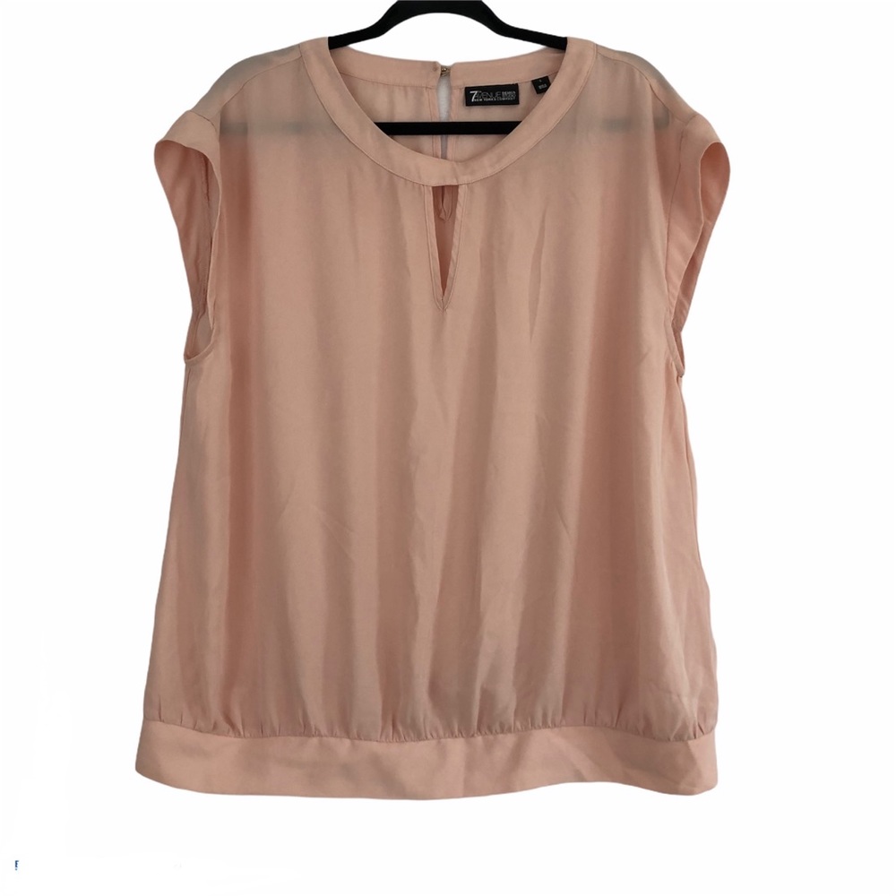 New York & Company 7th Avenue Light Pink Blouse